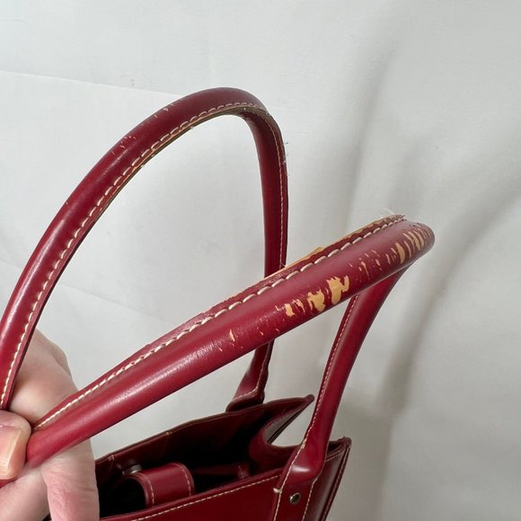 Wilson Leather Woman’s Purse Red Leather Shoulder Purse - Picture 5 of 11